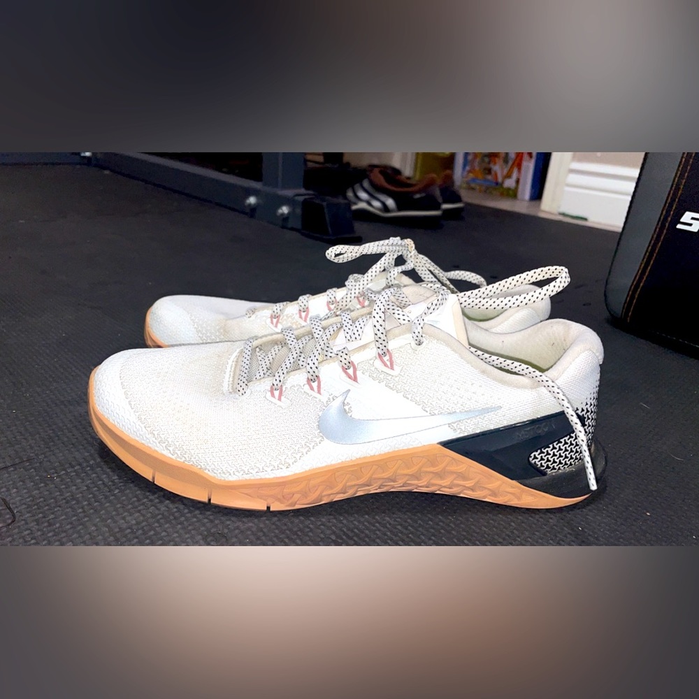 Nike size 10